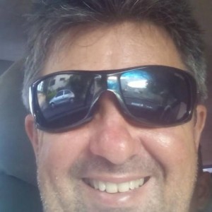 Mauricio Neves, organizador da Peneira, no campo do Grêmio Municipal