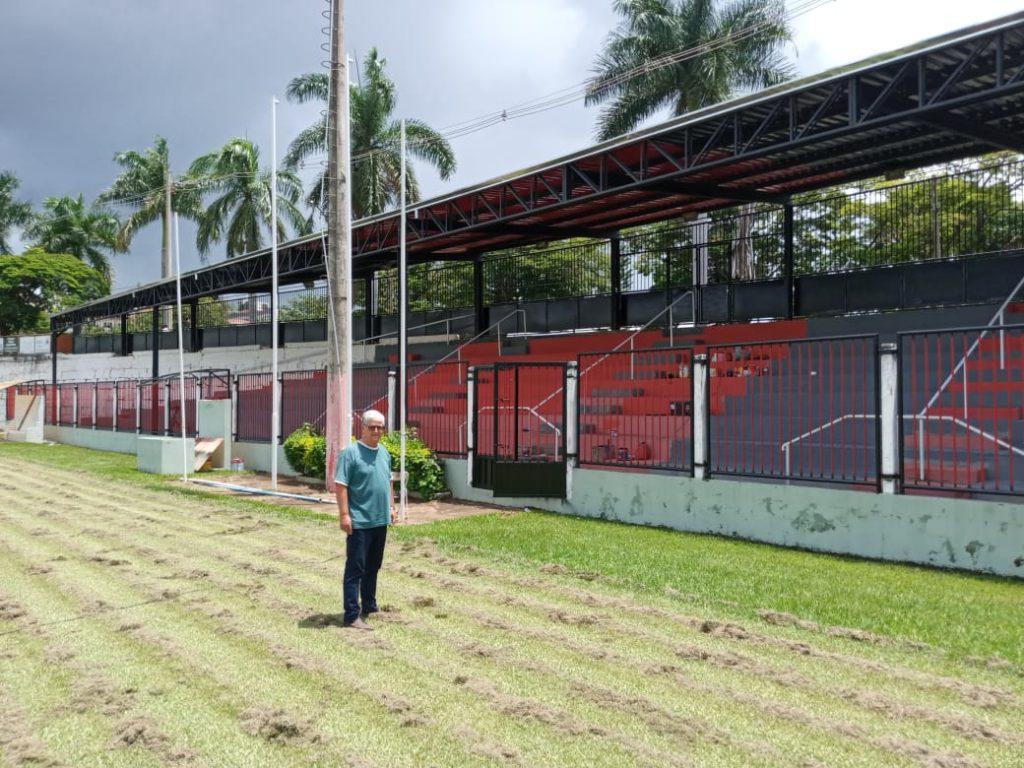 O atributo alt desta imagem está vazio. O nome do arquivo é Hélio-Escudero-Vasco-1024x768.jpg