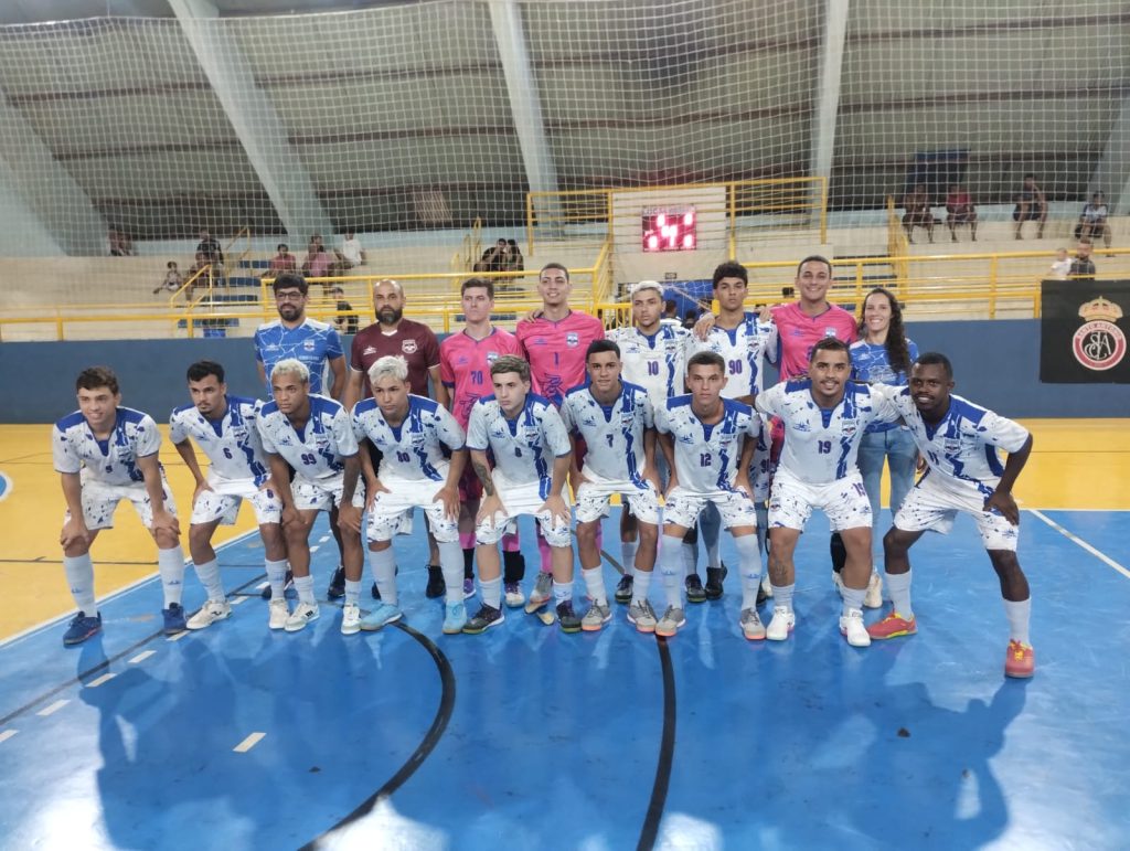 O atributo alt desta imagem está vazio. O nome do arquivo é Red-Bull-Riviera-2-1024x771.jpg