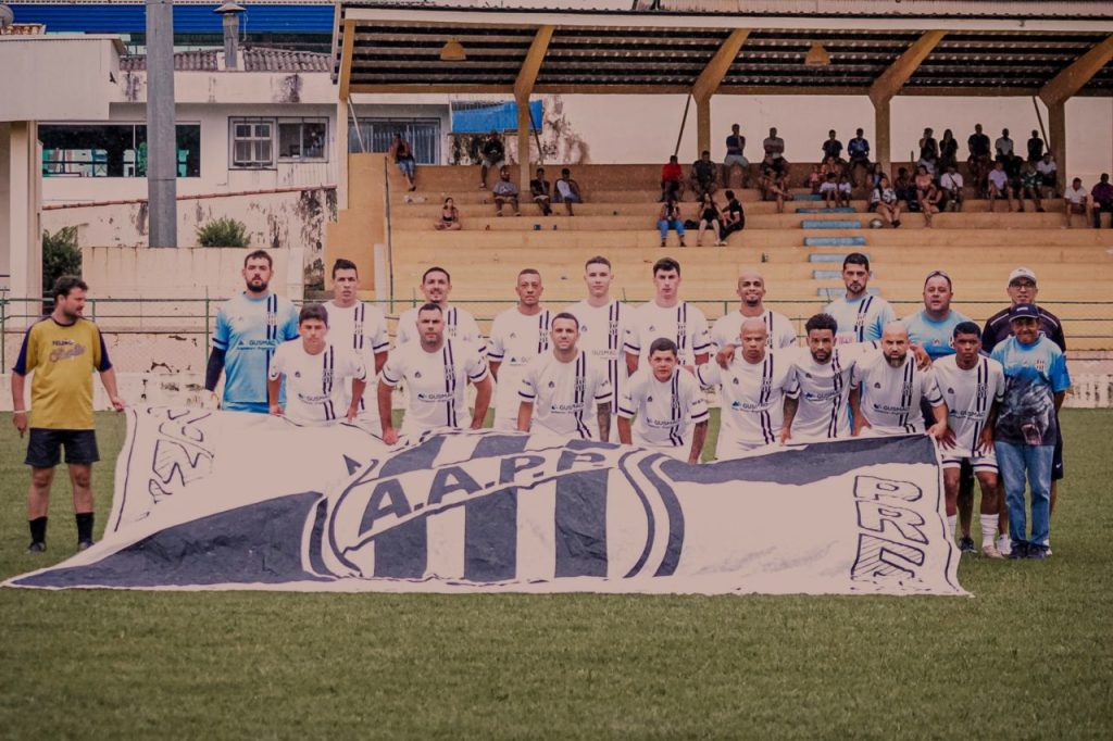 O atributo alt desta imagem está vazio. O nome do arquivo é Ponte-Preta-1-1024x682.jpg