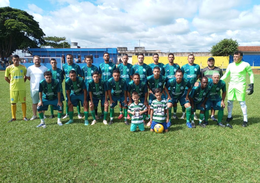 O atributo alt desta imagem está vazio. O nome do arquivo é Paraná-Club-1024x721.jpg