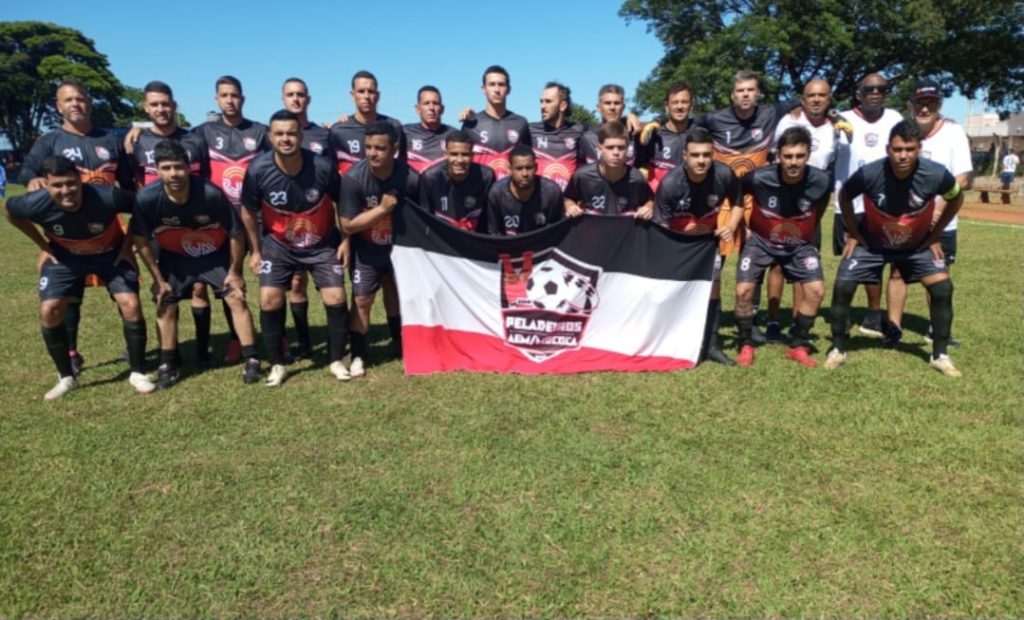 O atributo alt desta imagem está vazio. O nome do arquivo é Peladeiros-1024x620.jpg