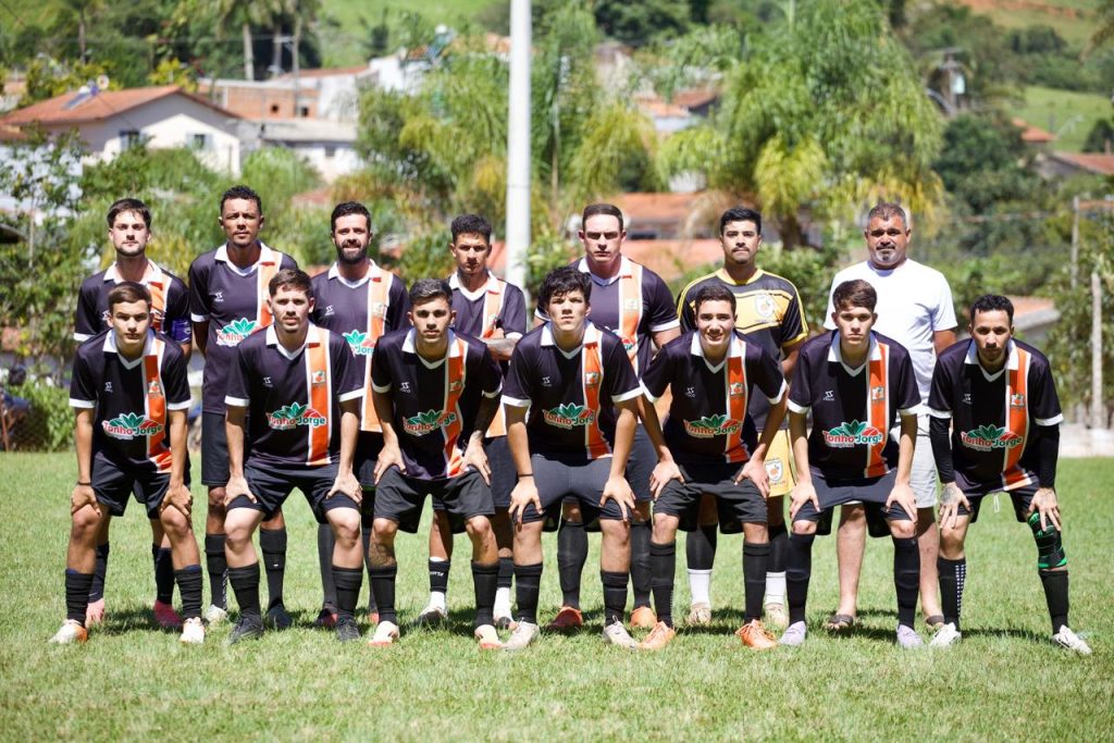 O atributo alt desta imagem está vazio. O nome do arquivo é Tit-Laranjal.8-3-1024x683.jpg