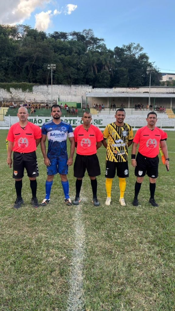O atributo alt desta imagem está vazio. O nome do arquivo é 693075869_26412146855152239_3206490023232013990_n-576x1024.jpg