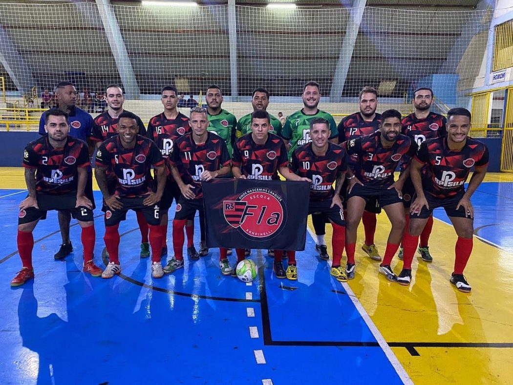 Futsal Ricardinho apadrinha torneio de rua na Maia